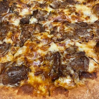 Beef Brisket Pizza